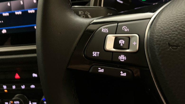 Volkswagen T-Roc 1.5 TSI EVO SE 5dr DSG Petrol Hatchback